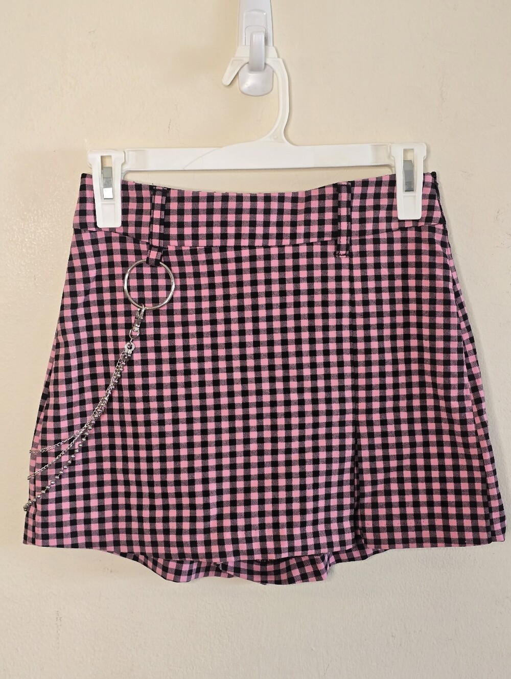 Bershka Gingham Skort Women's 6 Pink Black Plaid Chain Y2K Mini Emo Bratz Grunge